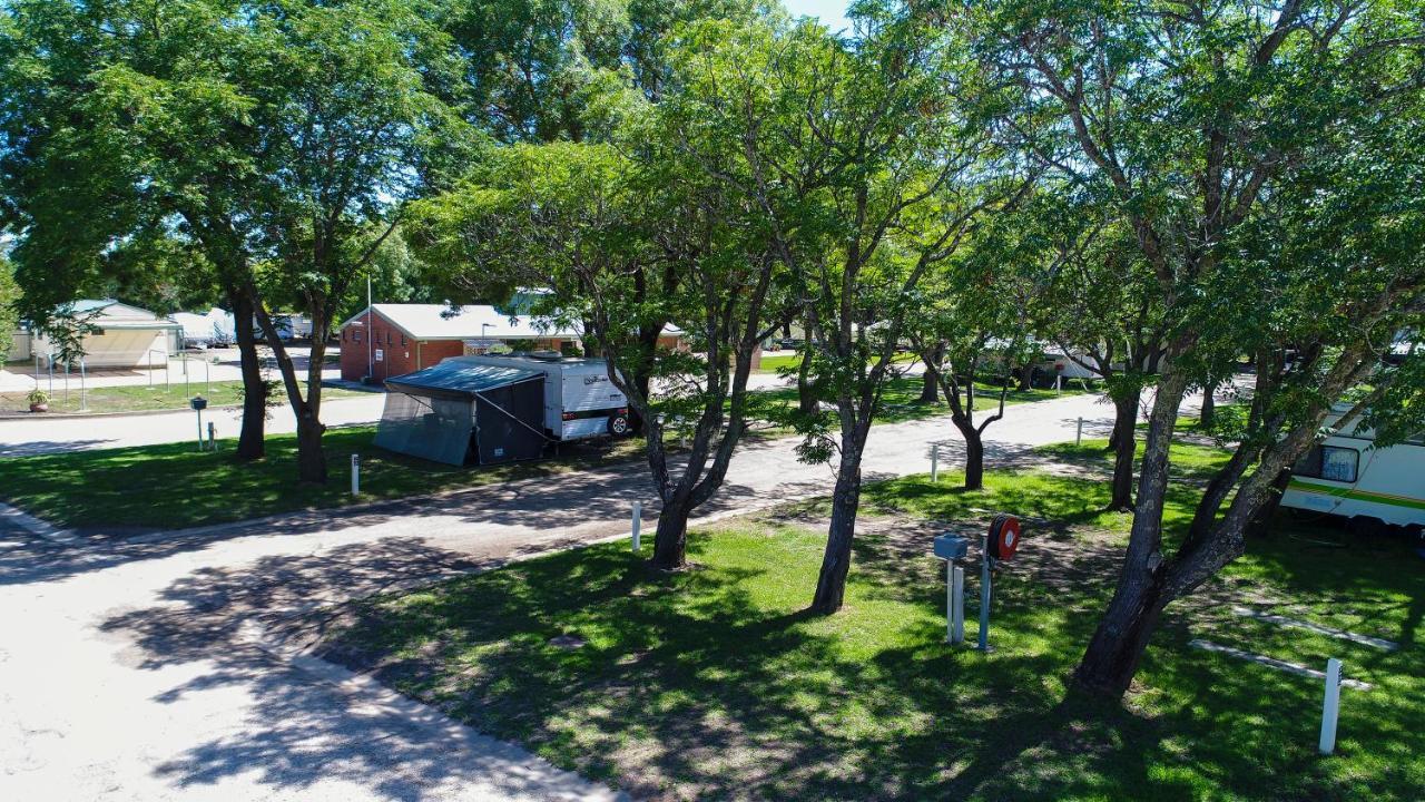 Big4 Wangaratta North Cedars Holiday Park Luaran gambar