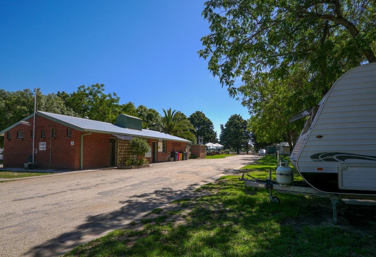 Big4 Wangaratta North Cedars Holiday Park Luaran gambar